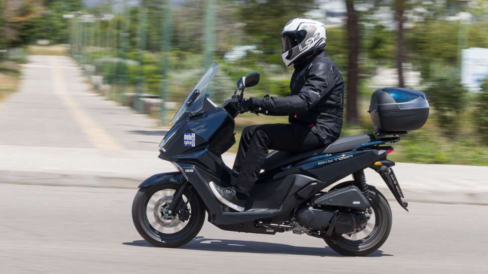 Kymco Skytown 125 – Test